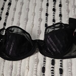 Chic Black Striped Bra